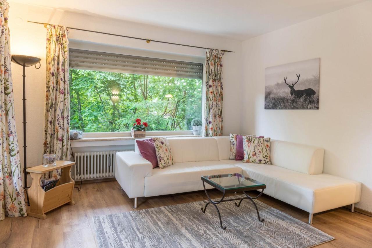 Ferienwohnung Lilly ガルミッシュ・パルテンキルヒェン エクステリア 写真