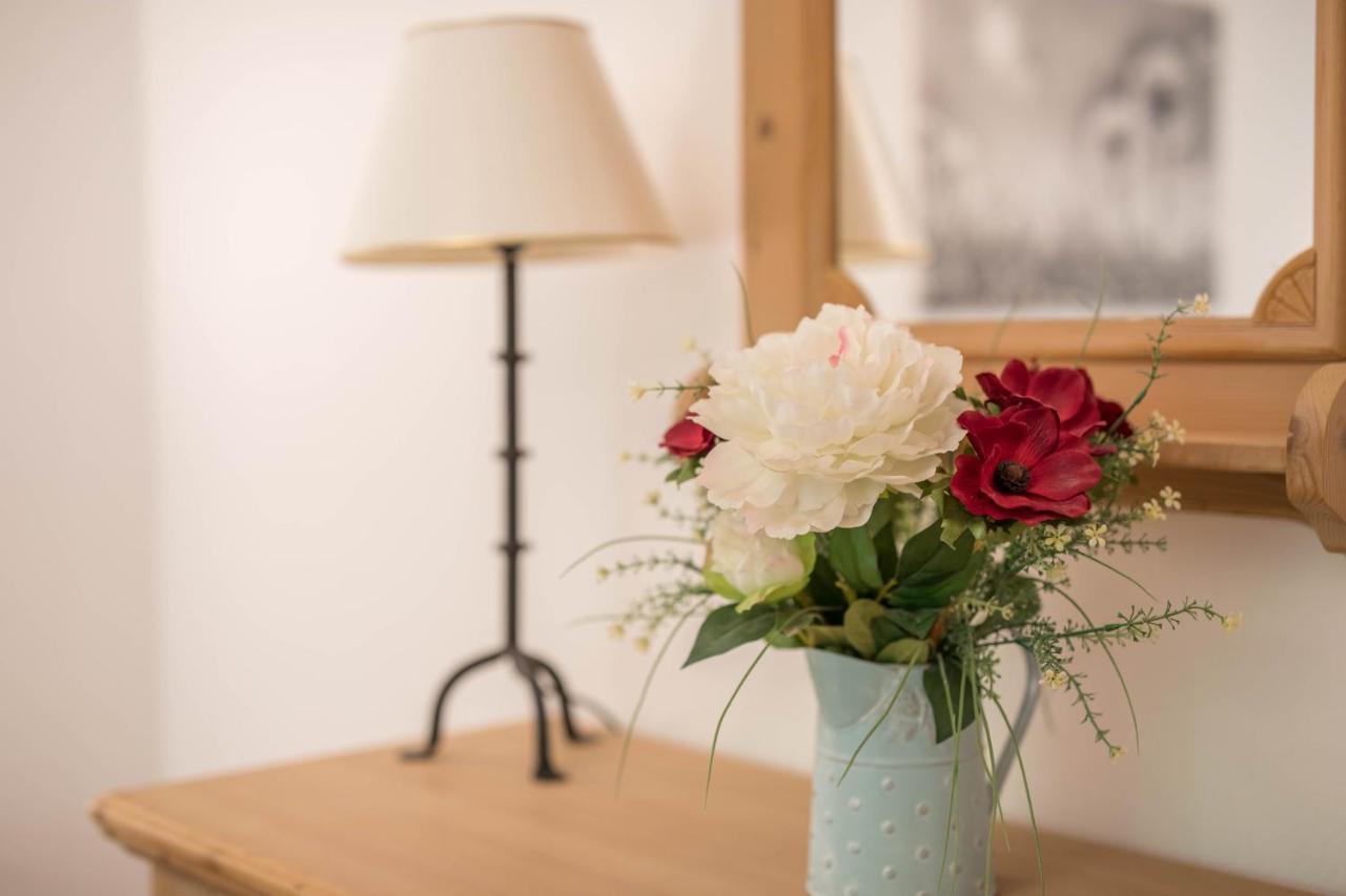 Ferienwohnung Lilly ガルミッシュ・パルテンキルヒェン エクステリア 写真